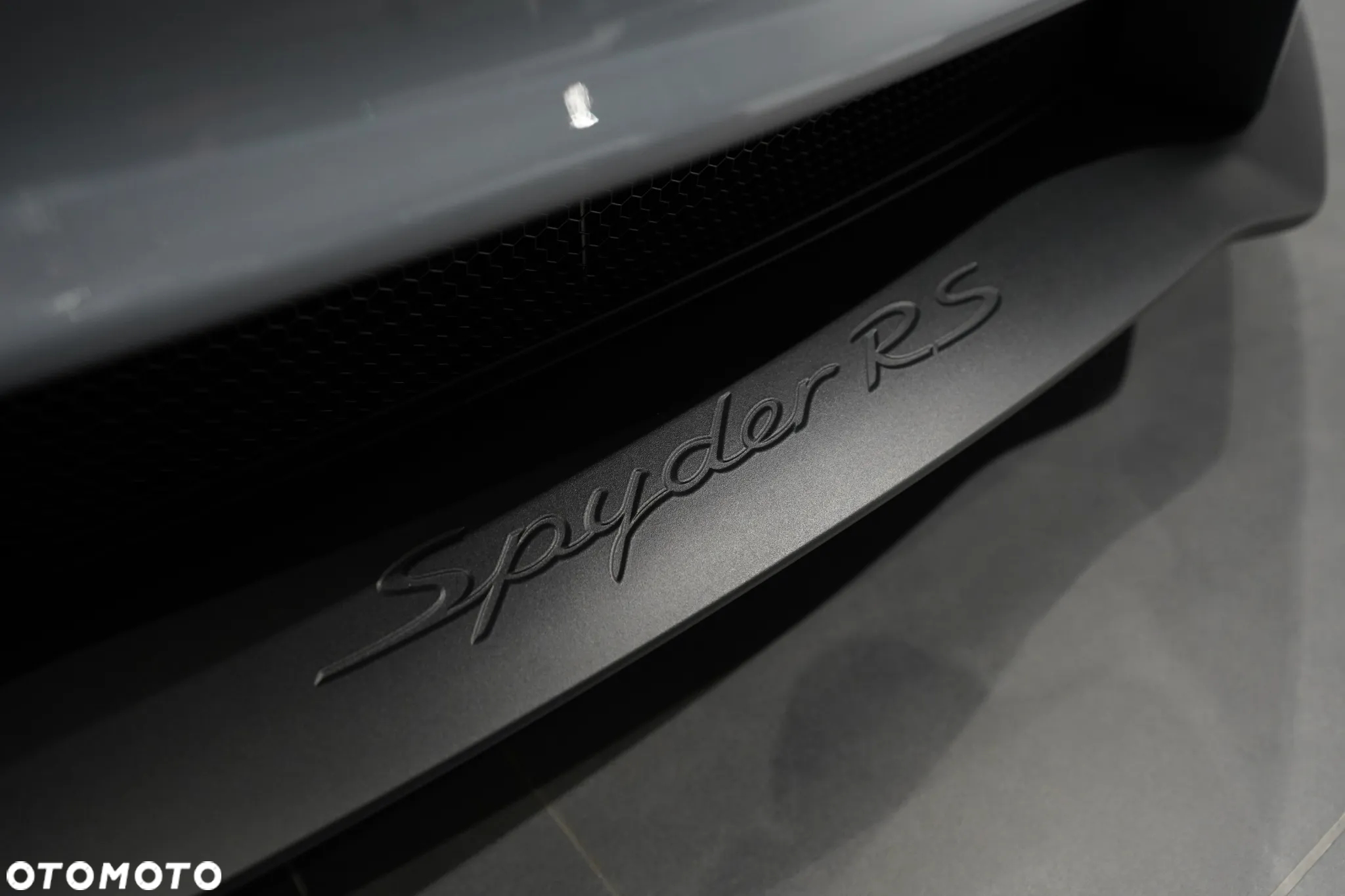 Porsche 718 Spyder - 34