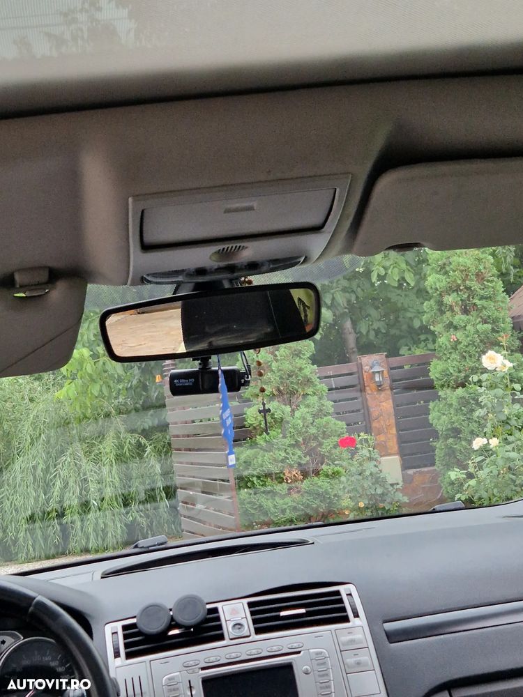 Ford Kuga 2.0 TDCi 4x4 Titanium - 14