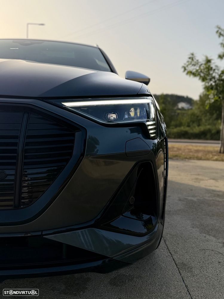 Audi e-tron S quattro - 12