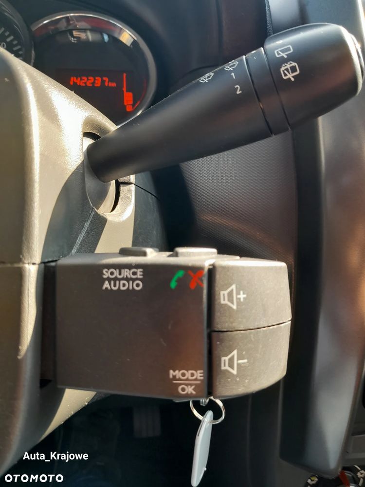 Dacia Duster 1.6 SL Garmin - 19