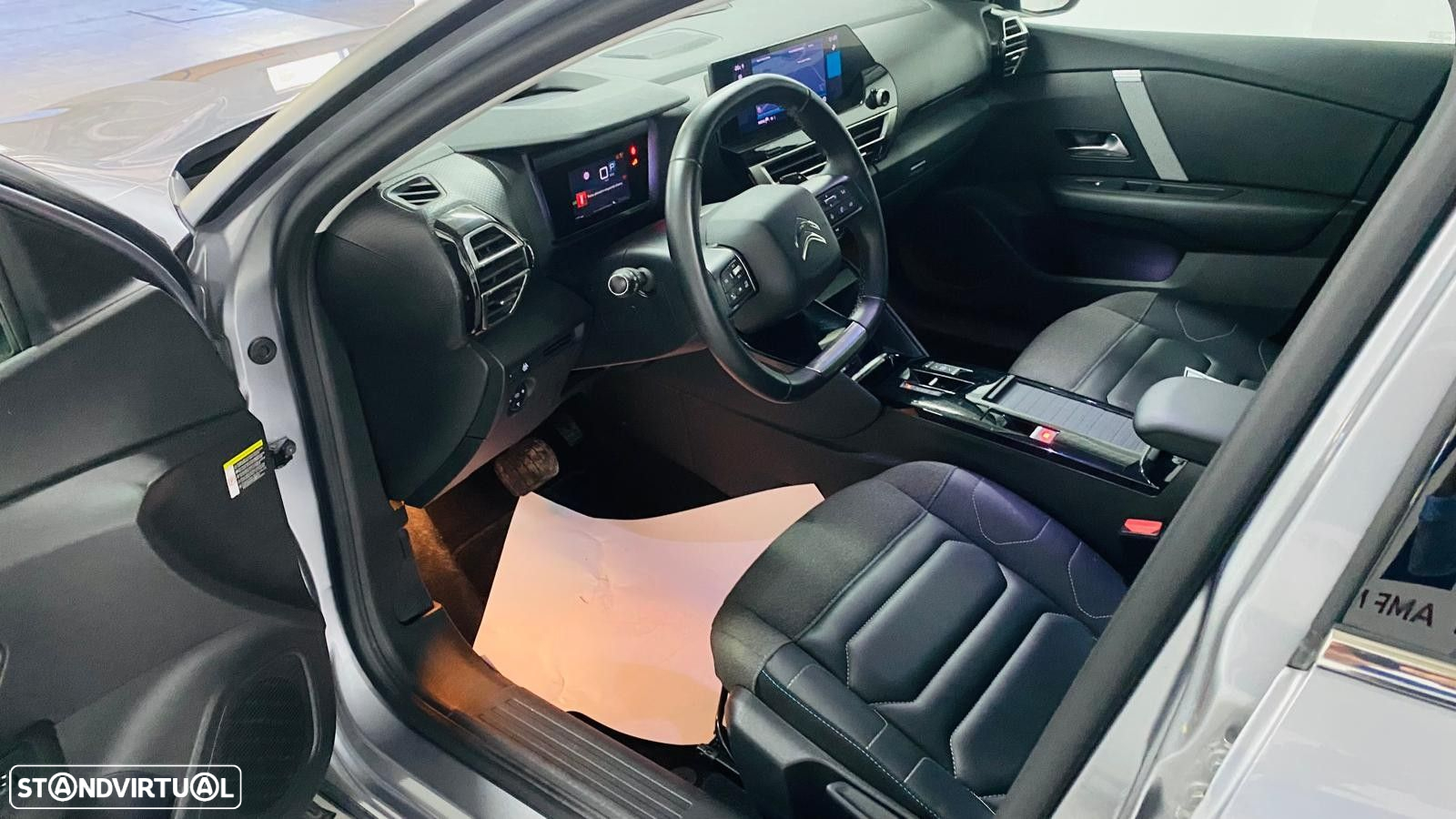 Citroën C4 1.2 PureTech Shine Pack EAT8 - 2