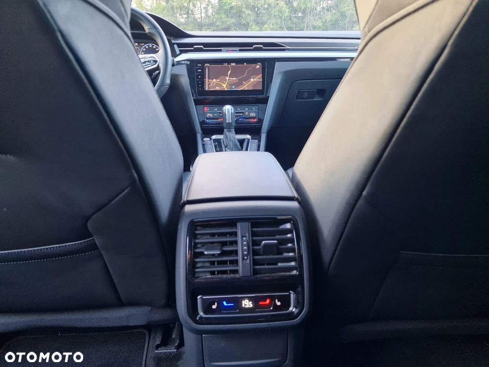 Volkswagen Arteon 2.0 TDI R-Line DSG - 22