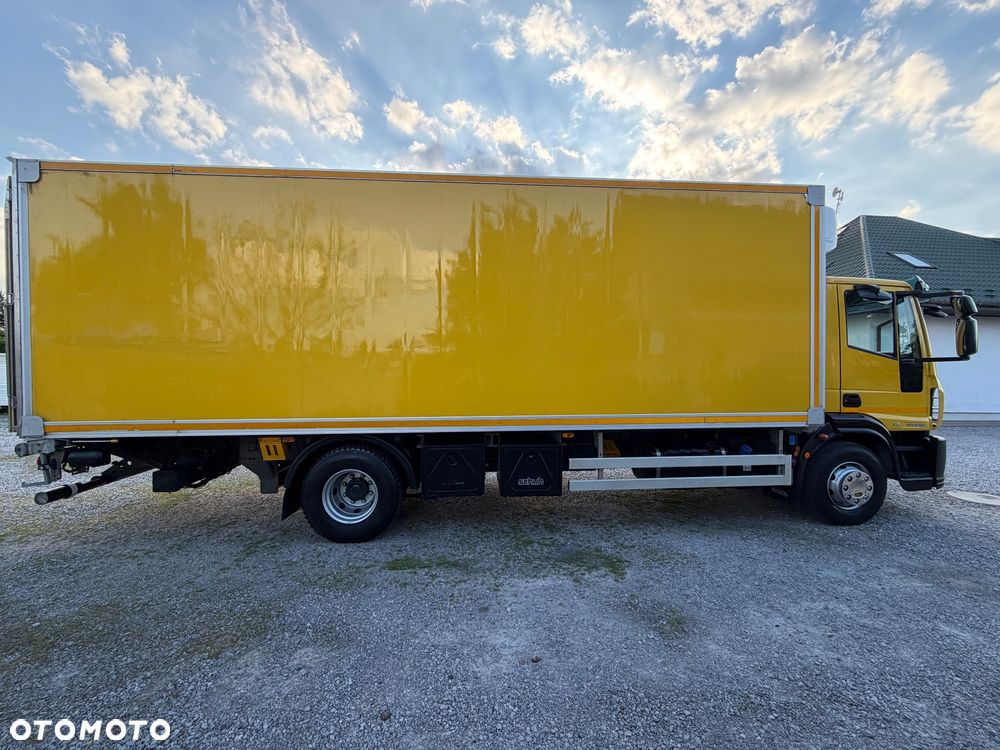Iveco EUROCARGO - 10