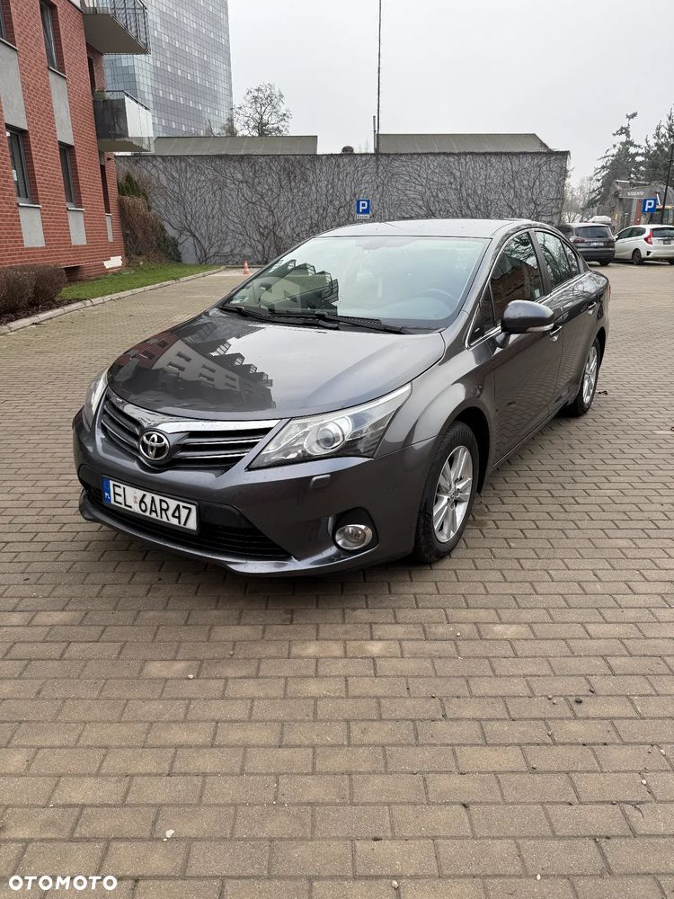Toyota Avensis 1.8 Sol EU5 MS - 11