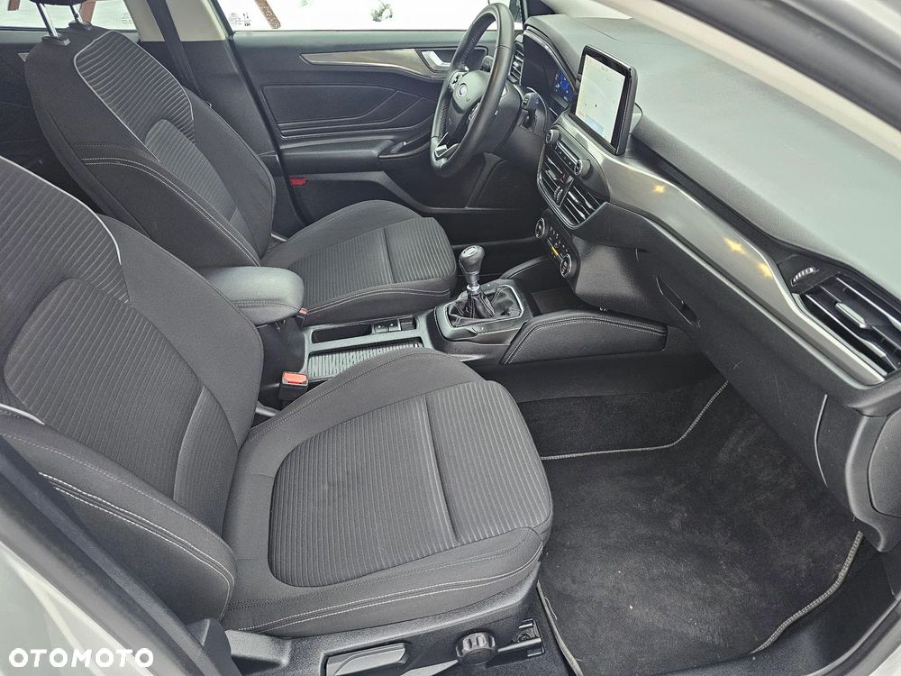 Ford Focus 1.0 EcoBoost Edition - 6
