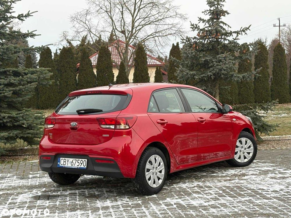 Kia Rio - 14
