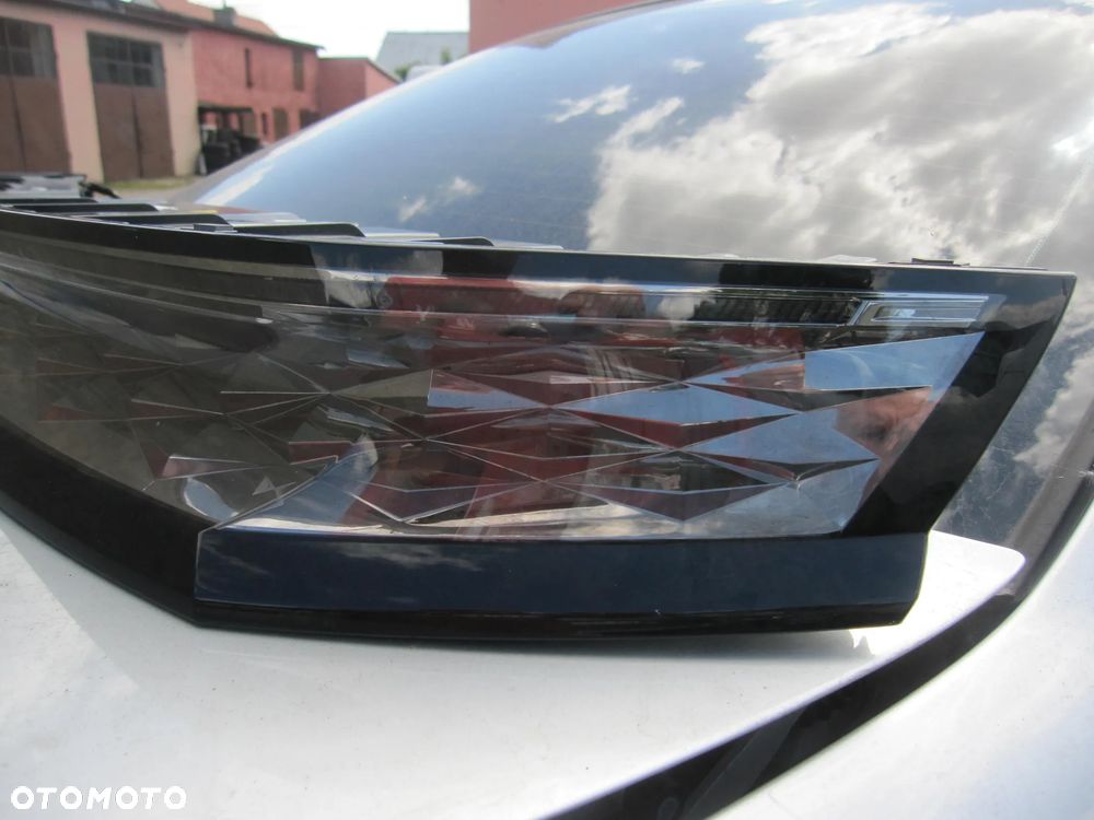ds7 tylne lampy europa - 10