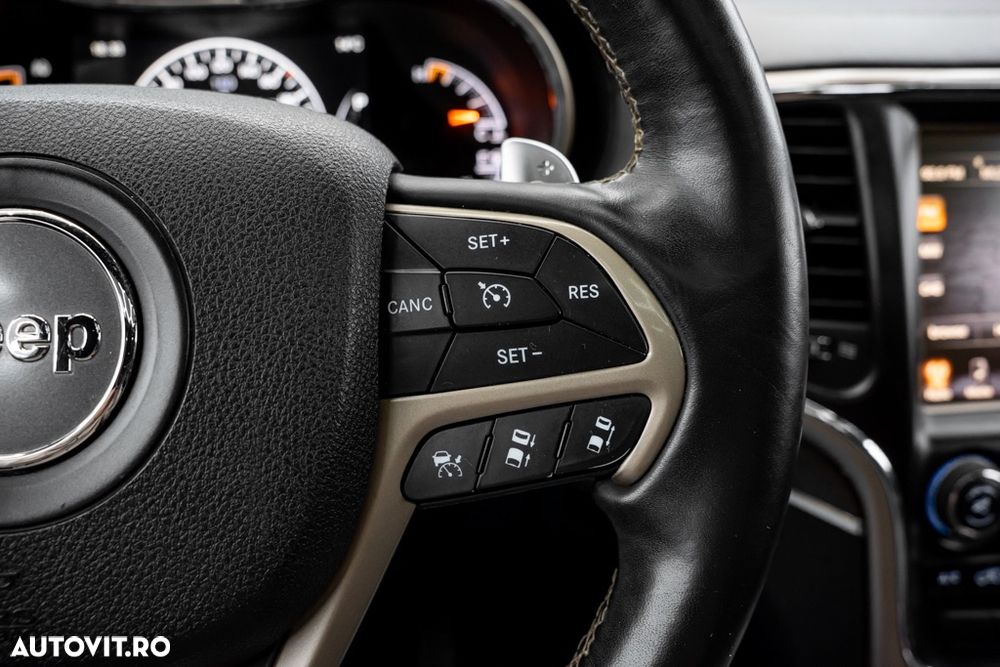 Jeep Grand Cherokee 3.0 TD AT Overland - 33