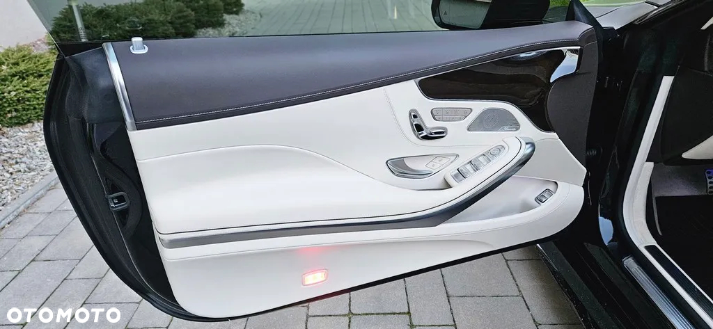 Mercedes-Benz Klasa S 560 Coupe 4-Matic 9G-TRONIC - 14