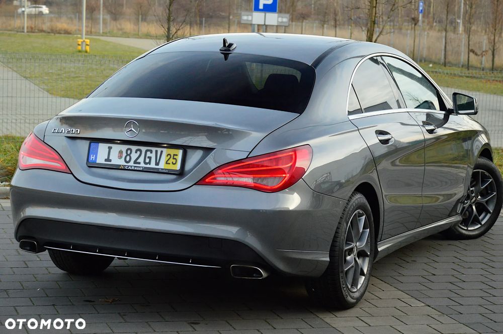 Mercedes-Benz CLA - 16