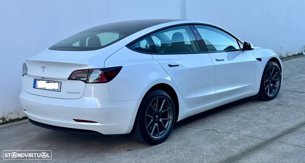 Tesla Model 3 Long-Range Dual Motor AWD - 5