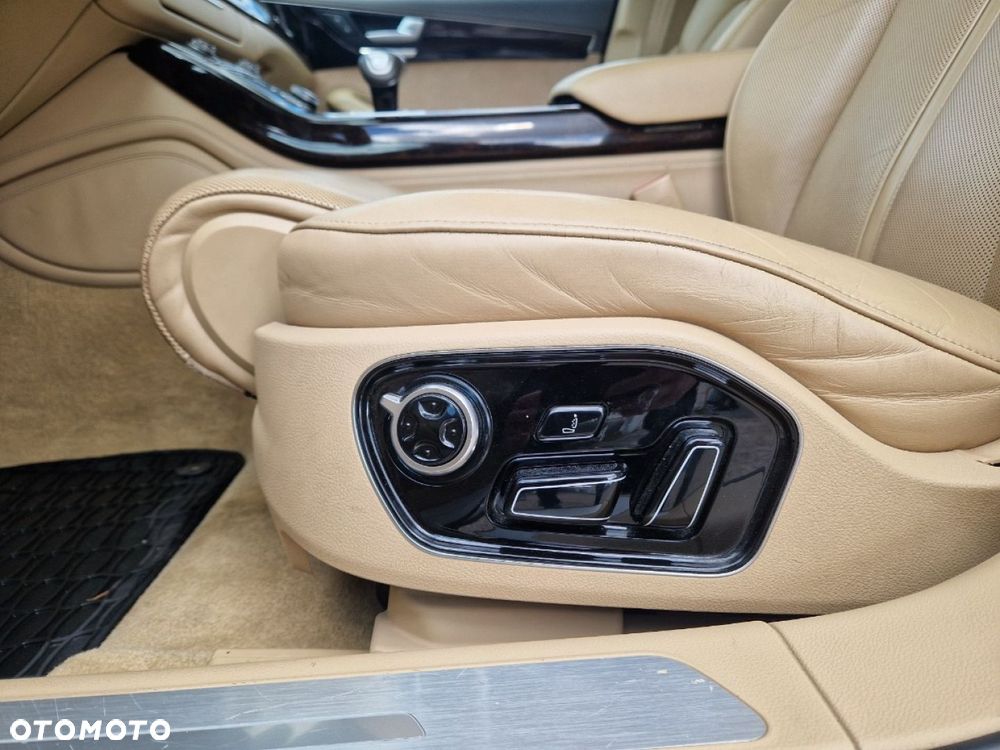 Audi A8 - 11