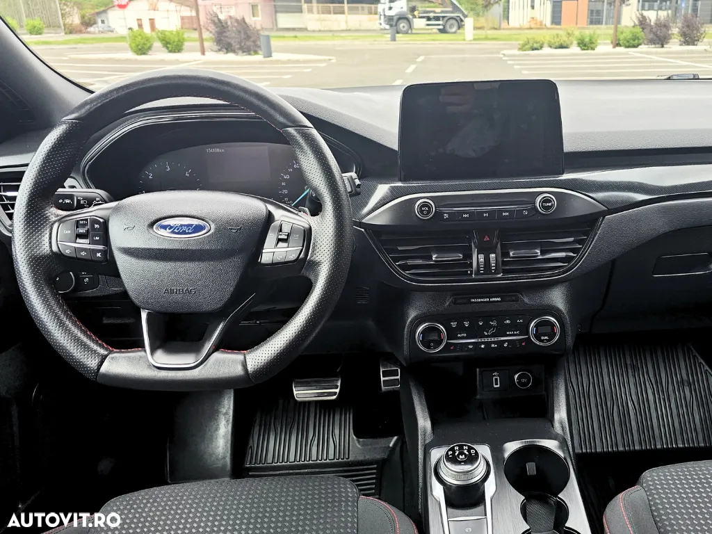 Ford Focus Turnier 1.5 EcoBlue Start-Stopp-System Aut. ST-LINE - 6