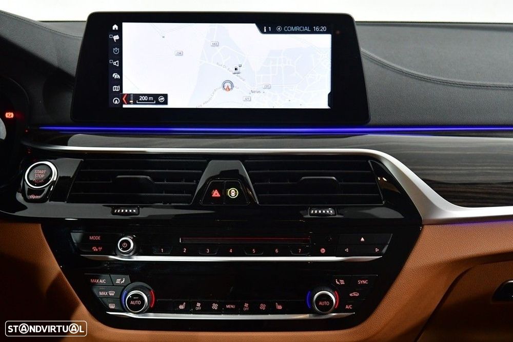 BMW 520 d Line Luxury Auto - 23