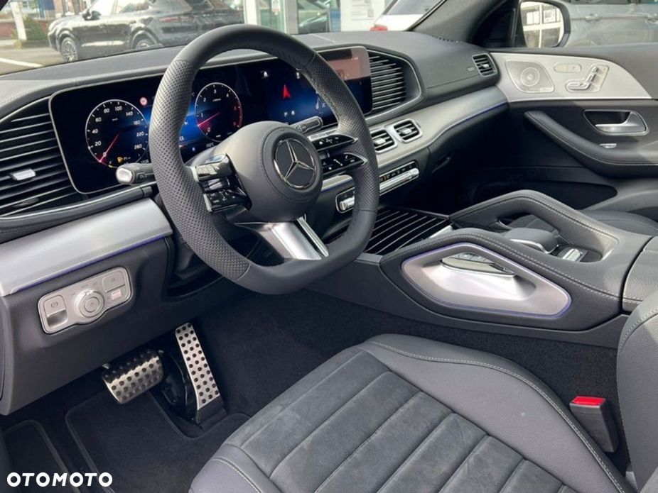 Mercedes-Benz GLE - 10