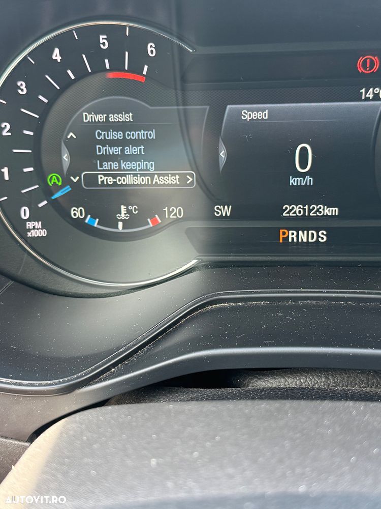 Ford Mondeo 2.0 TDCI PowerShift Titanium - 28