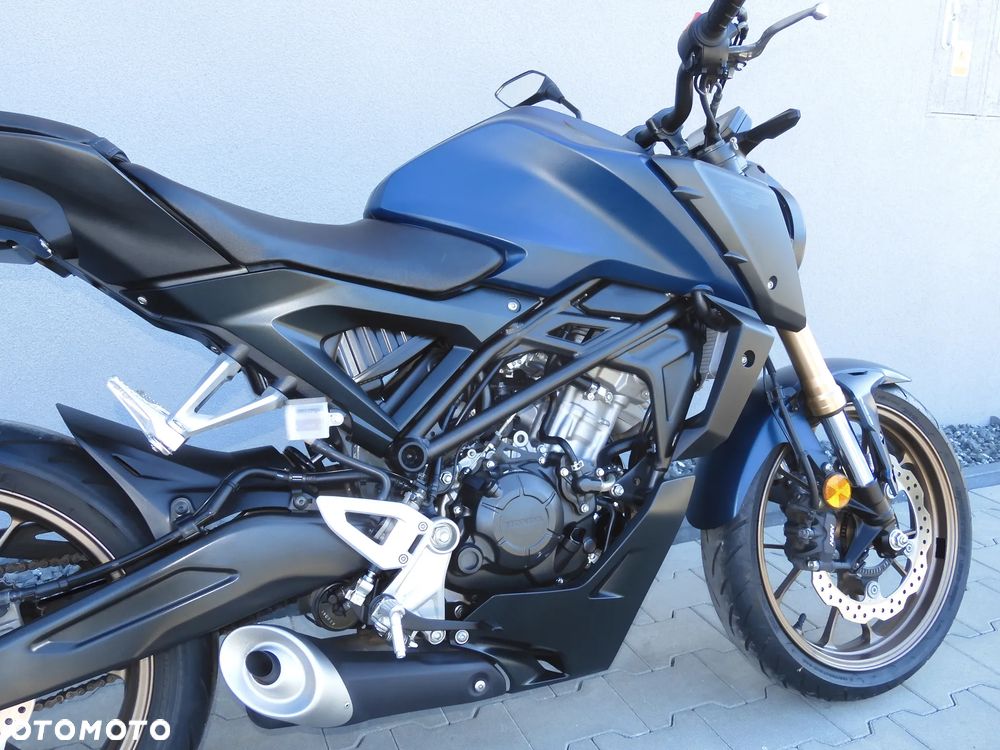 Honda CB - 18