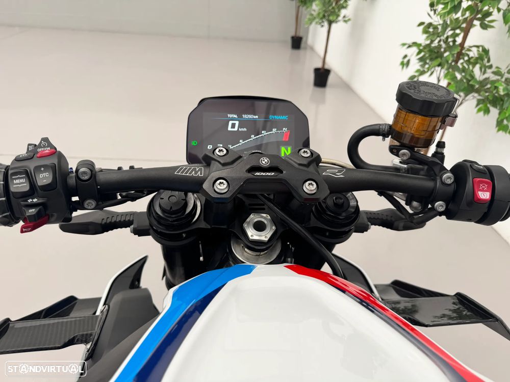 BMW M 1000 R - 16