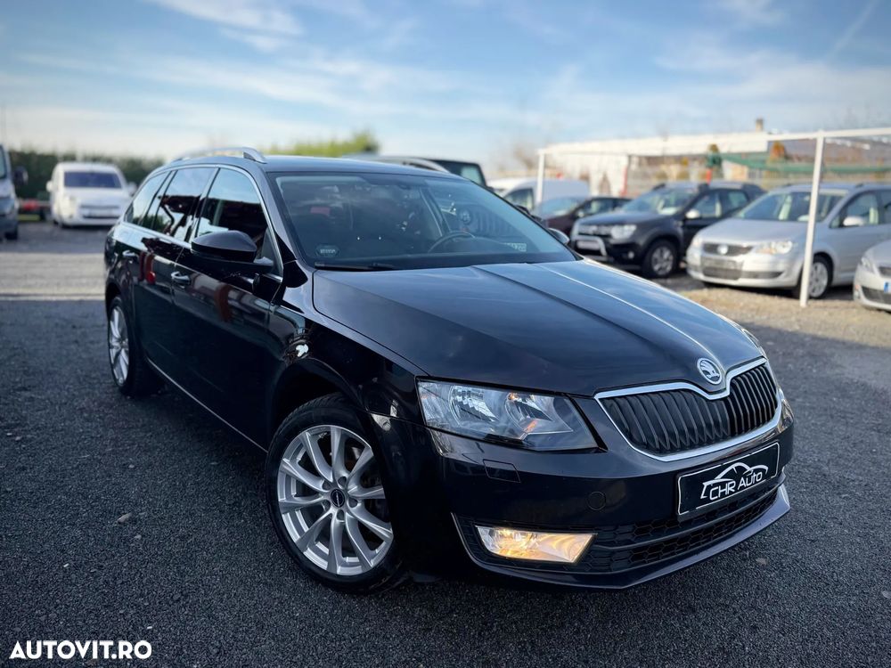 Skoda Octavia Combi 2.0 TDI DSG Premium Edition - 1