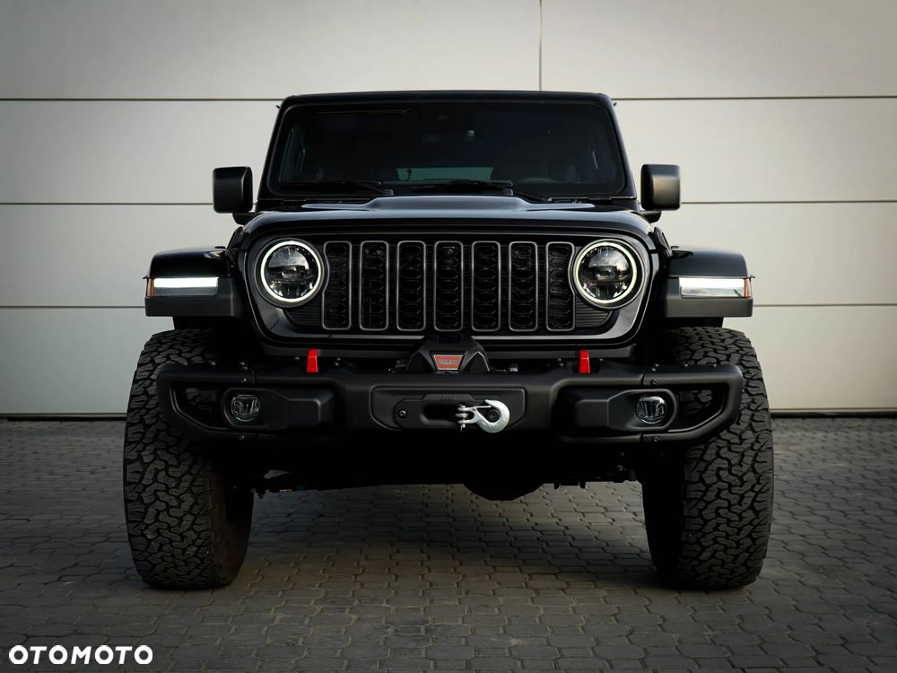 Jeep Wrangler - 4