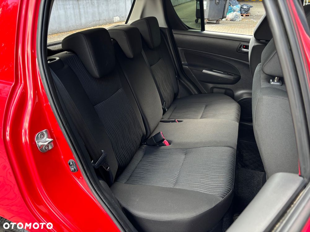 Suzuki Swift 1.2 Premium - 29
