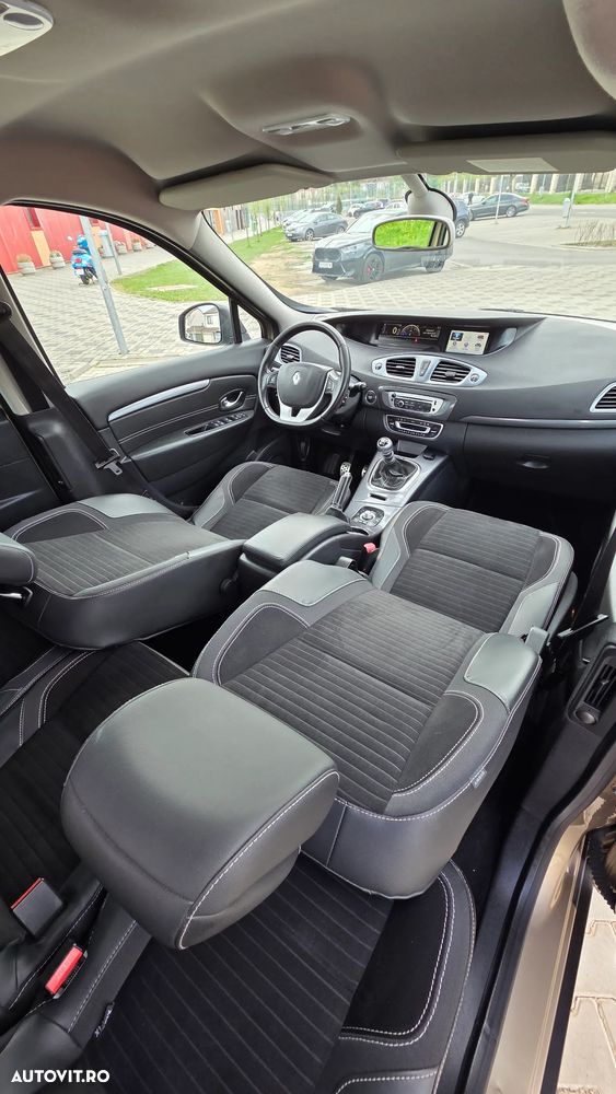Renault Scenic - 9