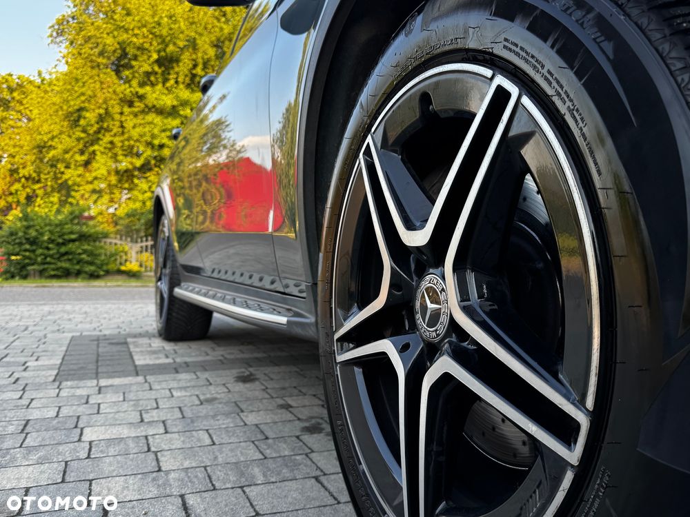 Mercedes-Benz GLC 300 d 4-Matic - 11