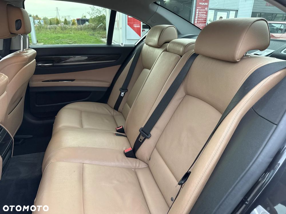 BMW Seria 7 730d xDrive - 16