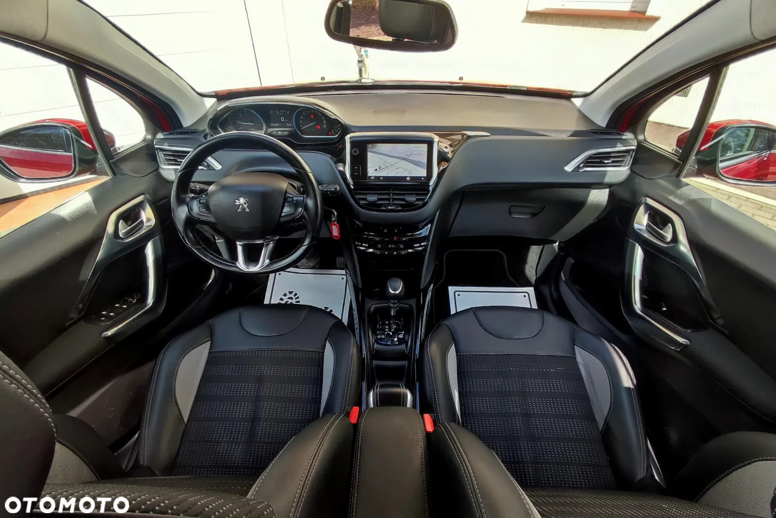Peugeot 2008 PureTech 110 Stop&Start EAT6 Allure - 7