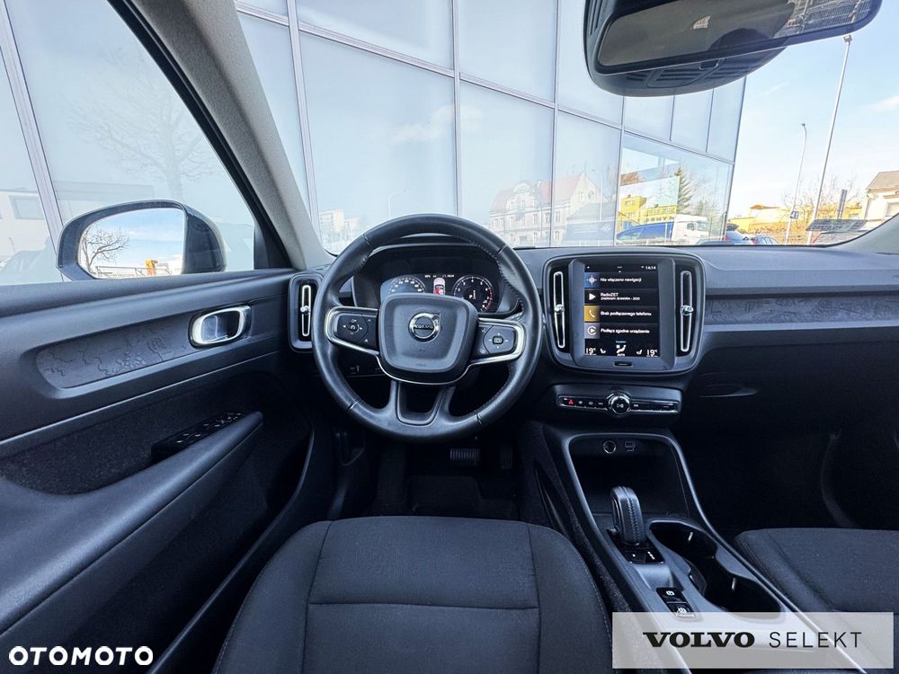 Volvo XC 40 - 24