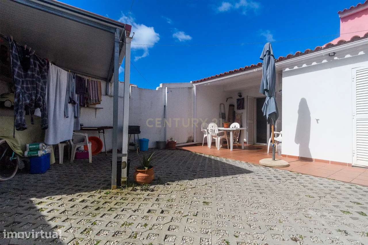 Moradia T2+1 em Quarteira - Loulé - Conforto e Localização Privilegiad - Grande imagem: 4/22