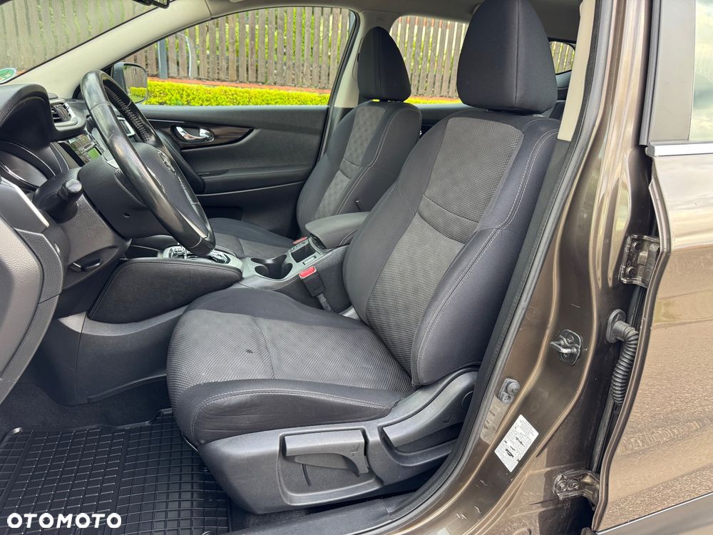 Nissan Qashqai 1.6 DCi Tekna Xtronic - 29