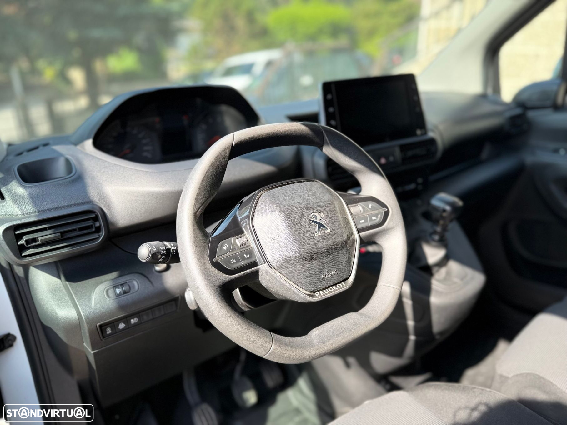 Peugeot Partner 1.5 BlueHDi Premium Standard Plus - 21