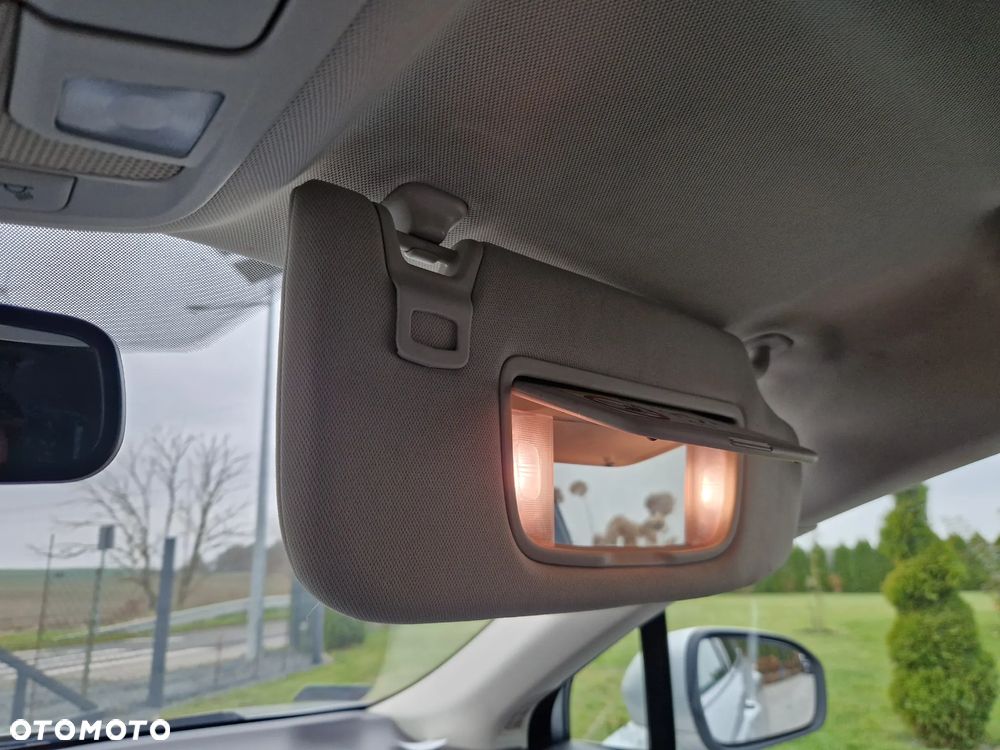 Ford Mondeo 2.0 TDCi Titanium - 17