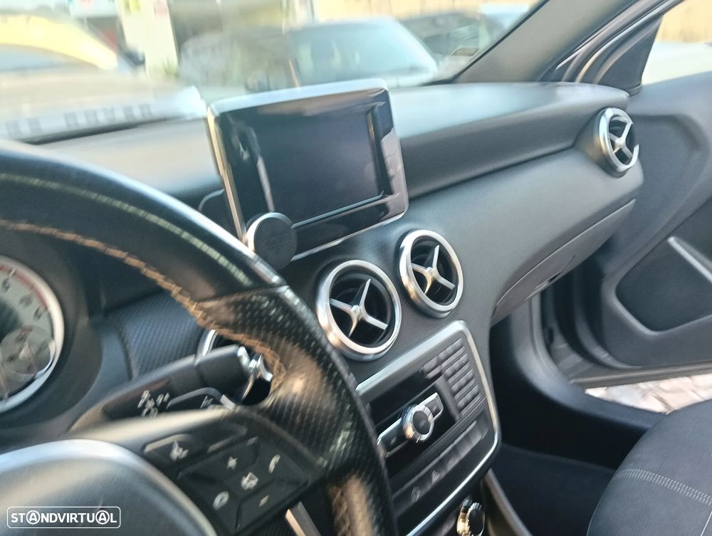 Mercedes-Benz A 180 CDI (BlueEFFICIENCY) 7G-DCT Style - 7