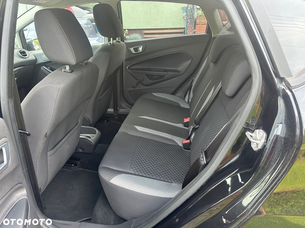 Ford Fiesta 1.25 Platinium X - 19