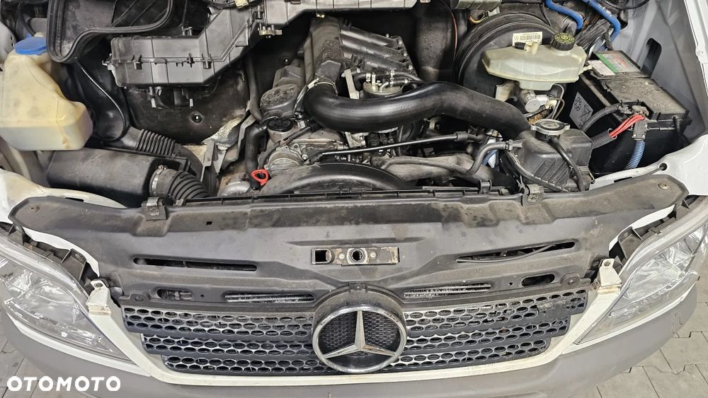 Mercedes-Benz Sprinter - 30