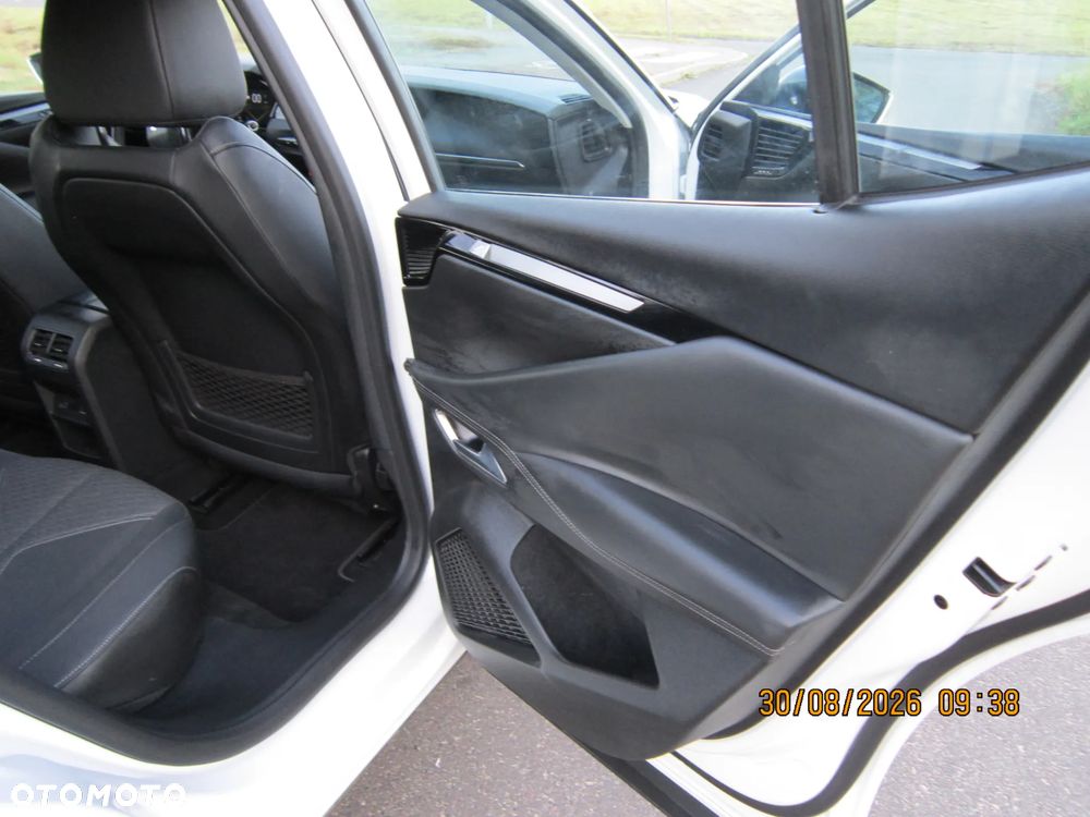 DS Automobiles DS 4 - 10