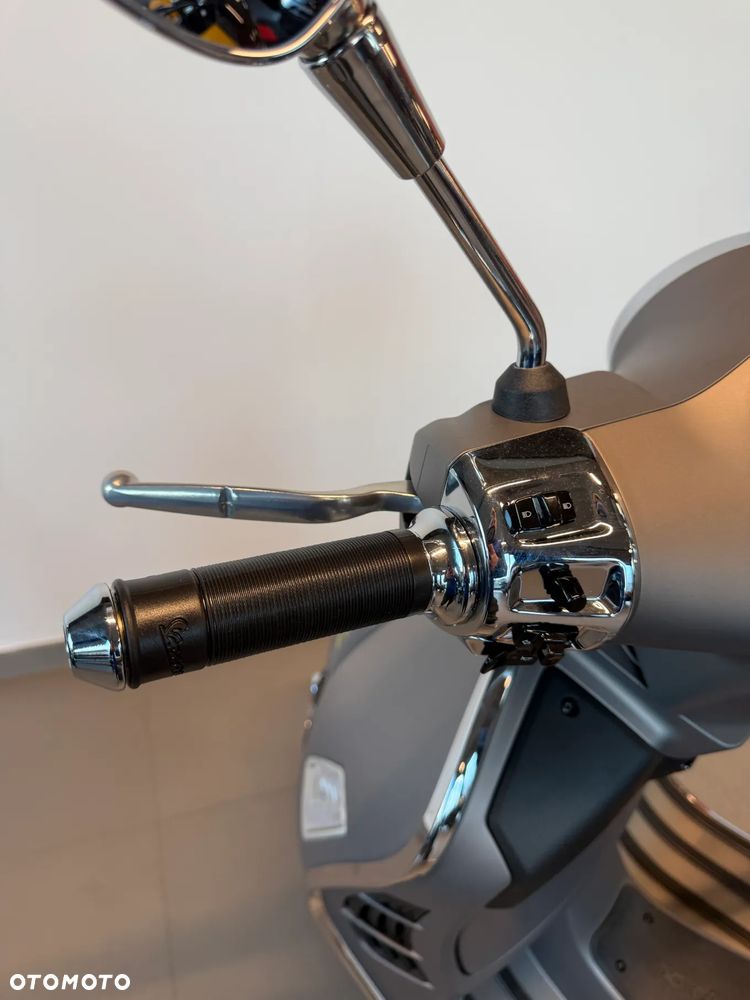 Vespa GTS - 4
