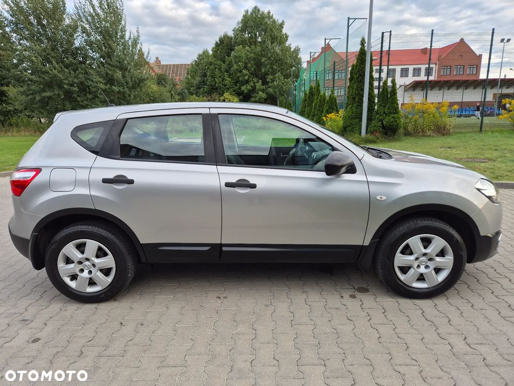 Nissan Qashqai 1.6 360 - 9
