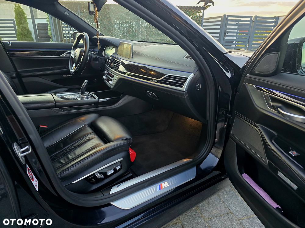 BMW Seria 7 730d xDrive - 29