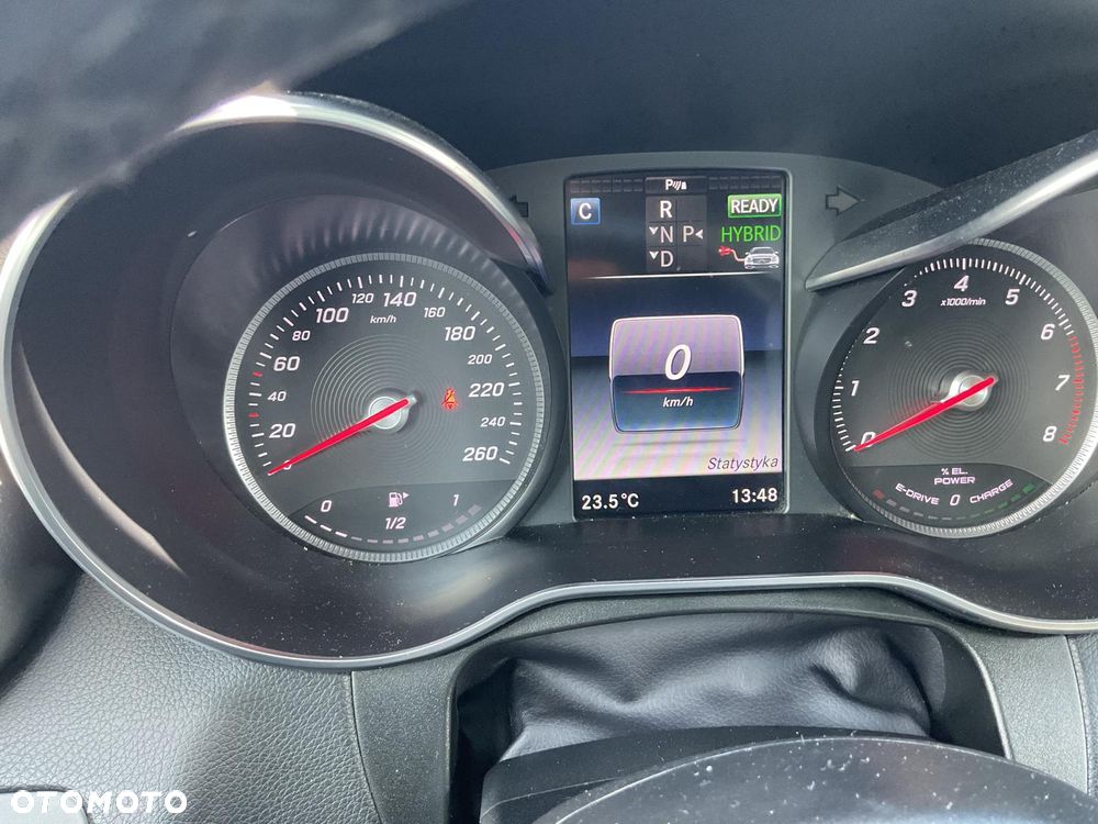Mercedes-Benz GLC 250 4Matic 9G-TRONIC AMG Line - 9