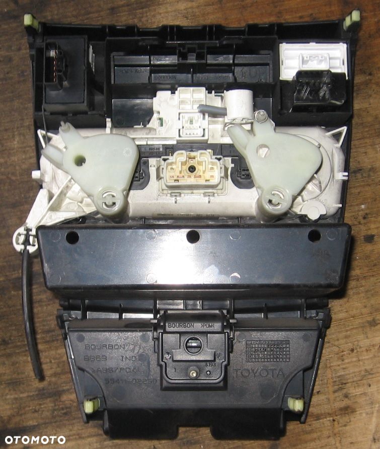 panel klimatyzacji nawiewu COROLLA E12 dmuchawa - 2