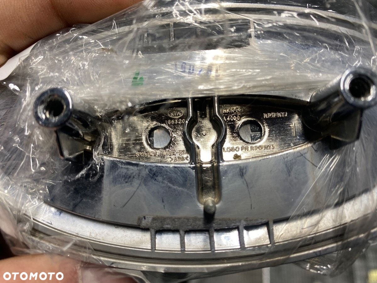 ZNACZEK EMBLEMAT KIA SPORTAGE IV 86320-A4000 - 6