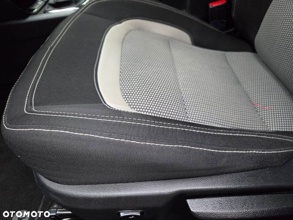 Kia Ceed 1.6 GDI Platinum Edition - 20