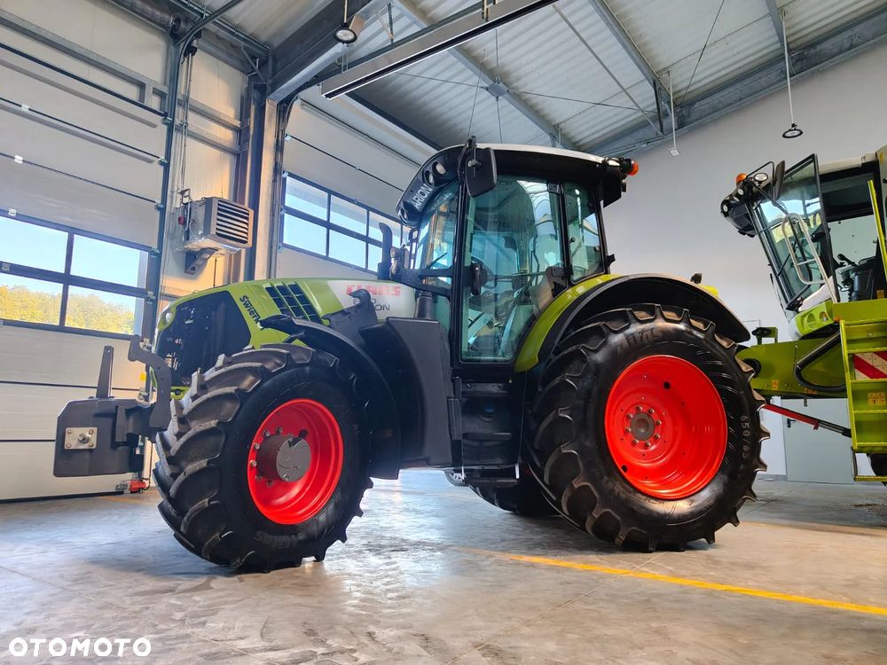 Claas ARION 650 - 4