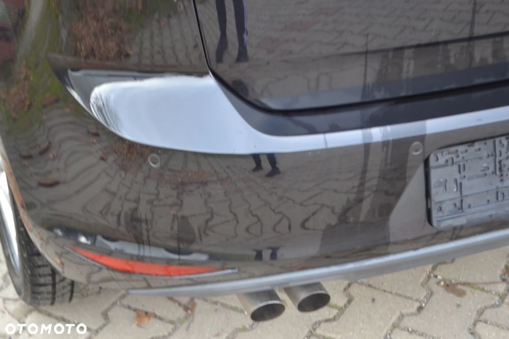 Volkswagen Golf - 6