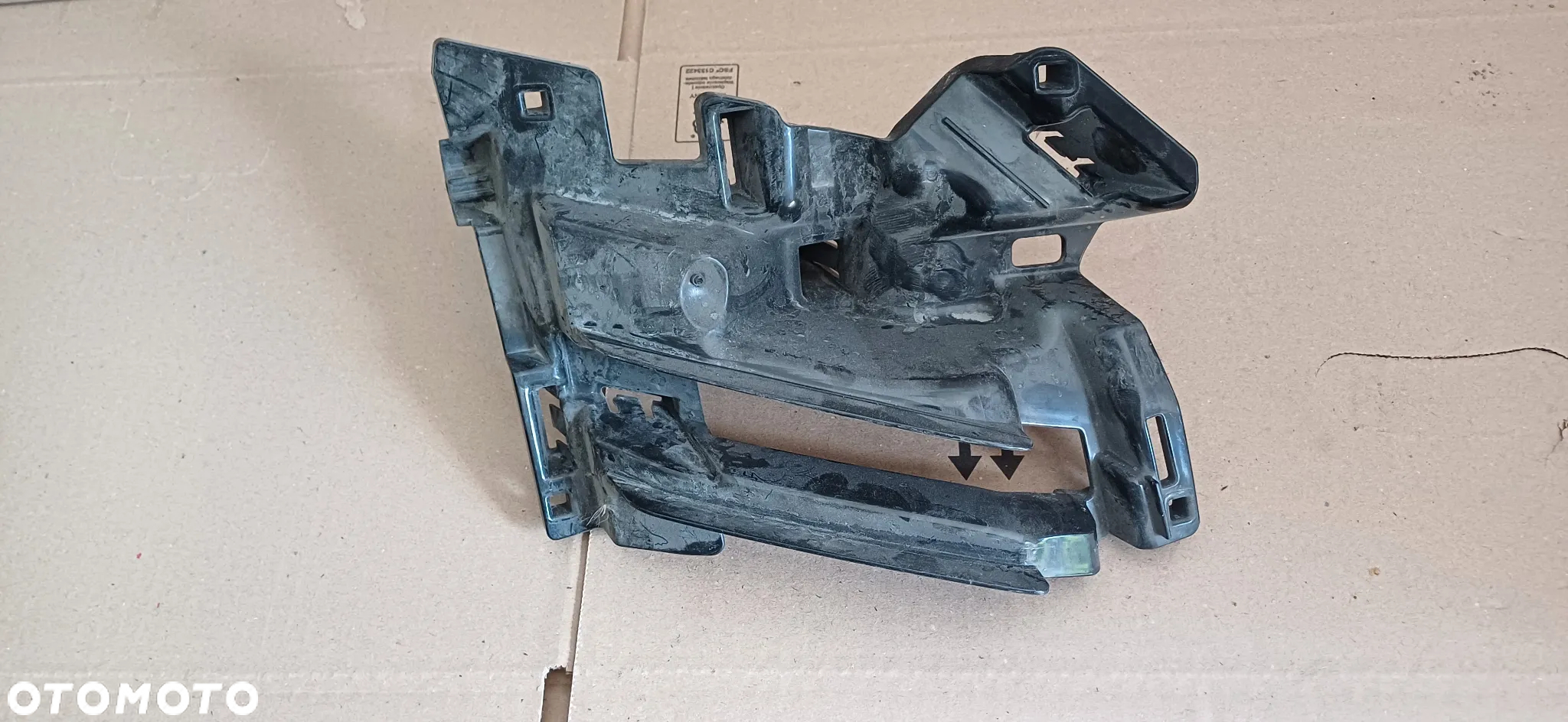Volkswagen Tiguan II kratka atrapa dokładka zderzaka przedniego prawy przód 5NA853666E - 4