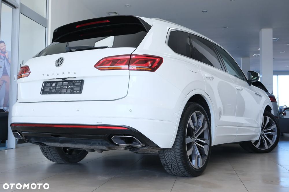 Volkswagen Touareg 4.0 V8 TDI SCR 4Mot R-Line - 9