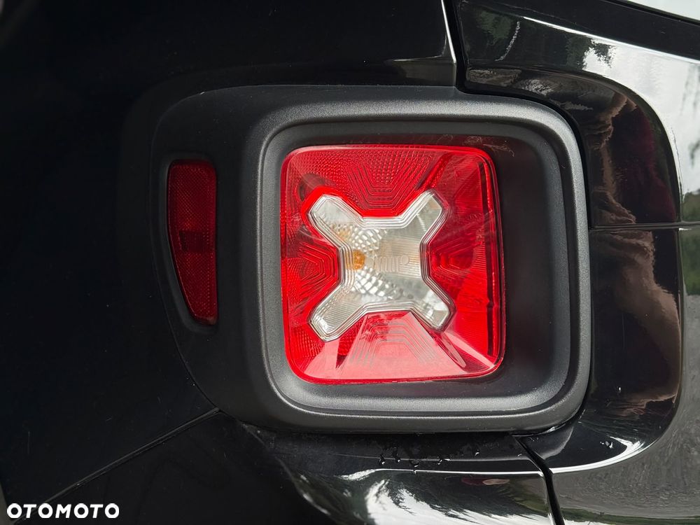 Jeep Renegade 1.6 E-TorQ Sport FWD - 18
